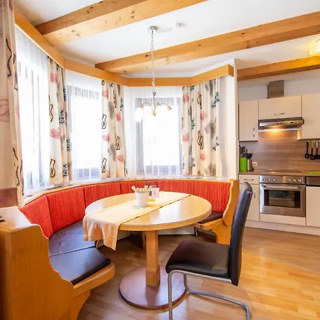 Апартаменти Haus Veronika